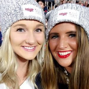 Meet your Posher, Devin